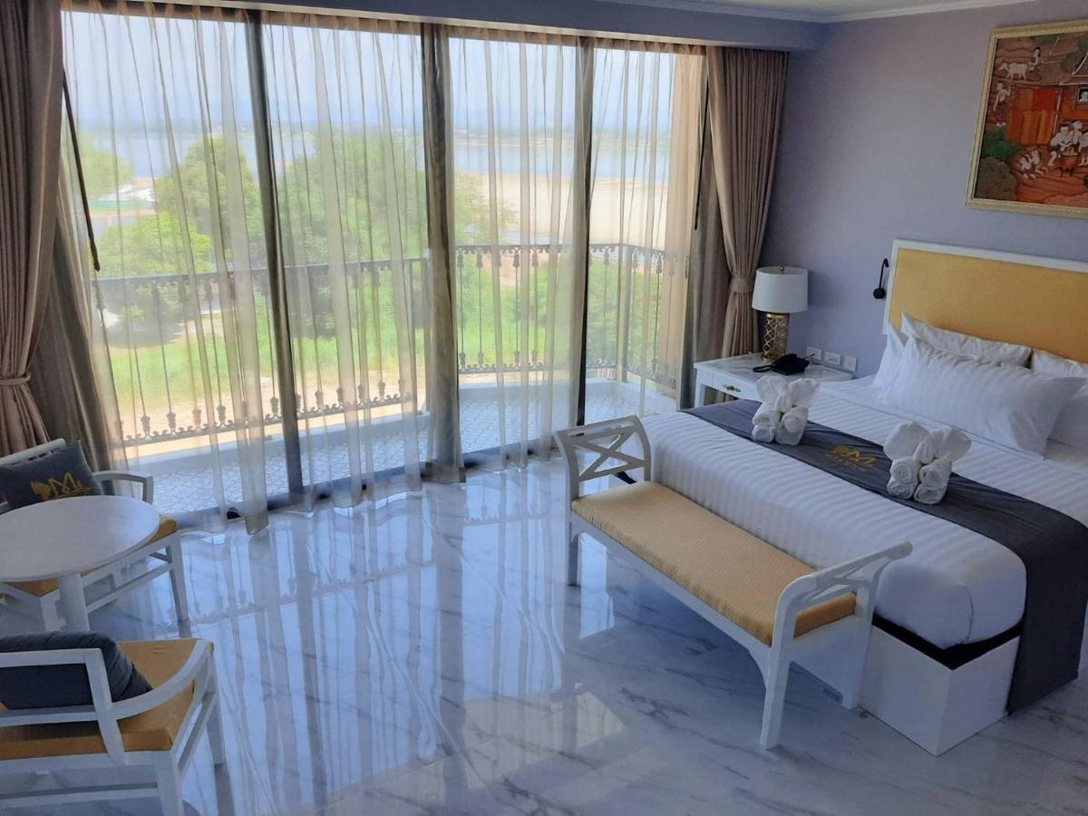 Mekong Heritage Hotel Nakhon Phanom Esterno foto